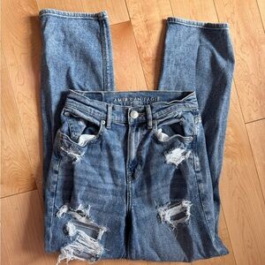 American Eagle Highest Rise 90s Boyfriend Distressed Jeans, Size 2 long